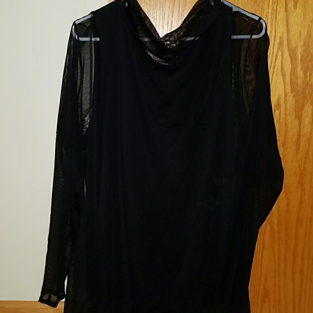 Pink Clove long sleeve mesh with attached tank